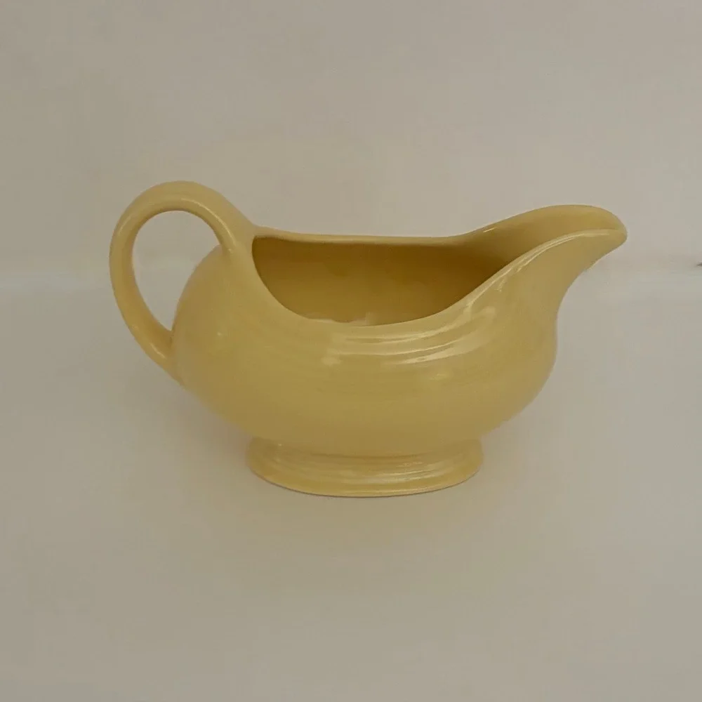 FIESTA Homer Laughlin Sunflower Yellow Gravy Sauceboat Fiestaware Retired Solid